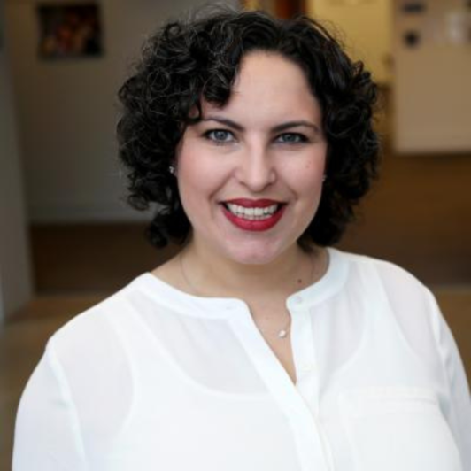 Headshot of Michelle Weiner